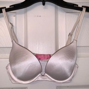 VS Pink Bra